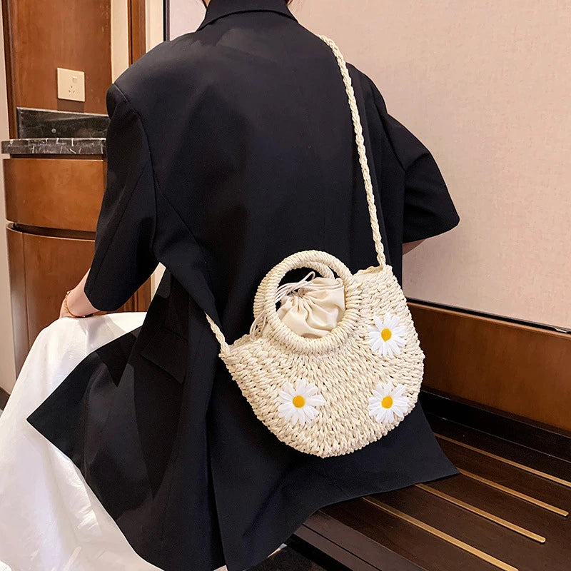 Daisy Rattan Hand Bag