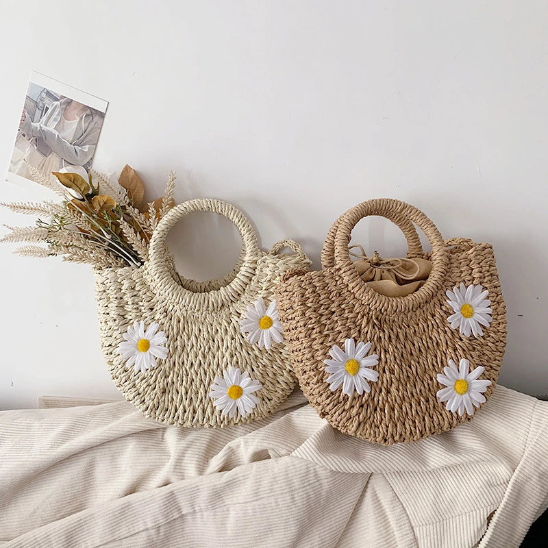 Daisy Rattan Hand Bag