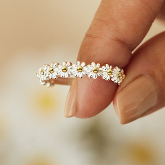 Cute Daisy Flower Ring