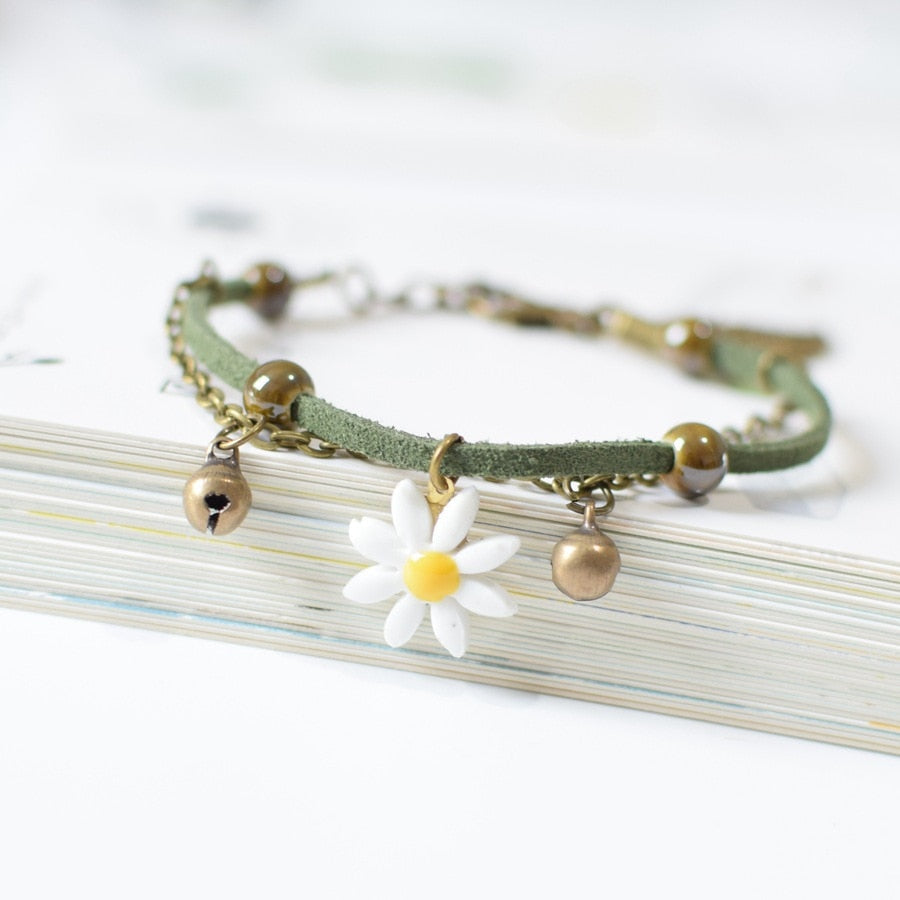 Vintage Sweet Daisy Flower Bracelet